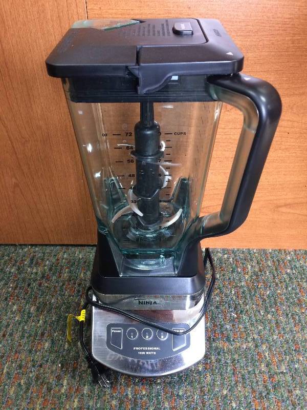 lot 35 image: Ninja Professional Blender