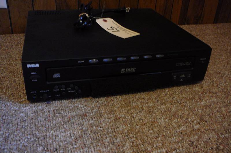 lot 57 image: CD Changer