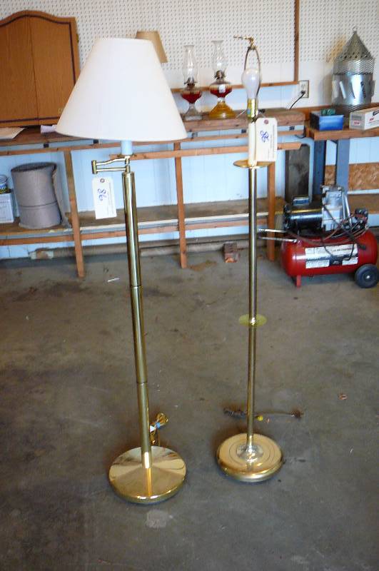 lot 86 image: Lot of Floor Lamps