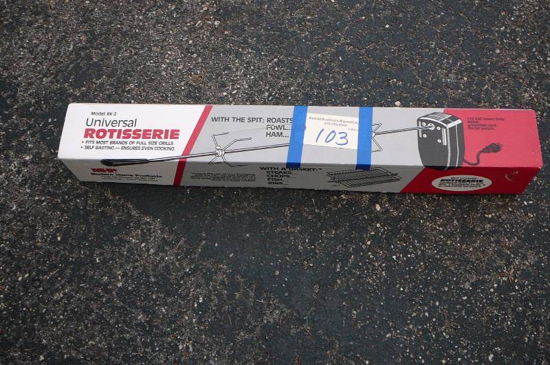 lot 103 image: Rotisserie