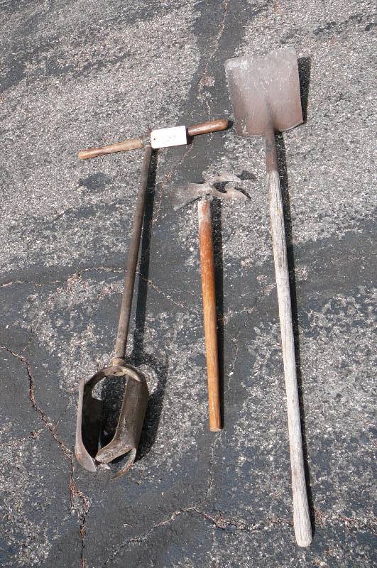 lot 129 image: Axe, shovel