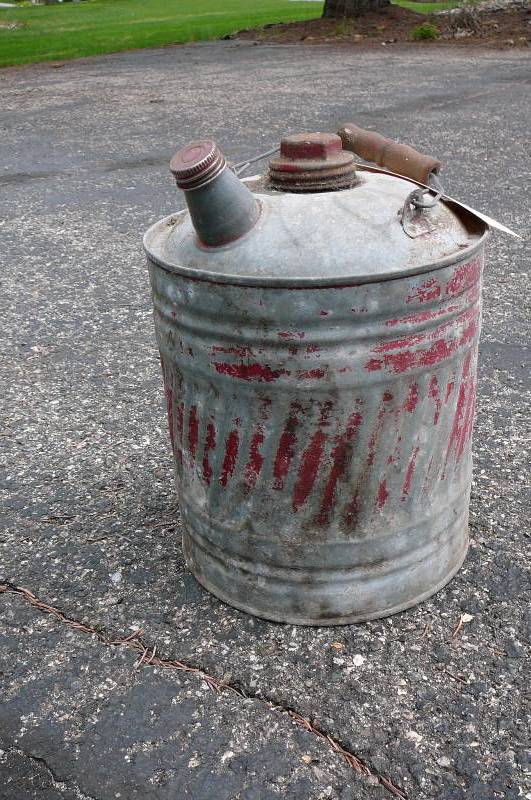 lot 160 image: Vintage gas can