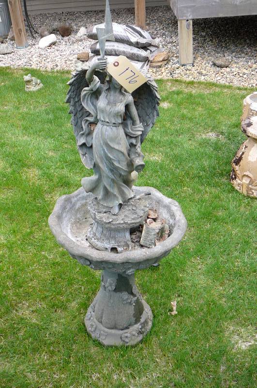 lot 176 image: Angel Bird Bath