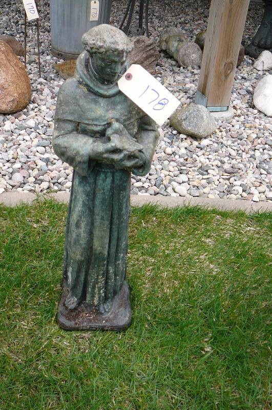 lot 178 image: Yard Ornament