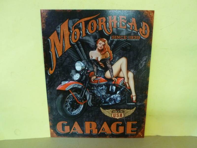 lot 25 image: Sign