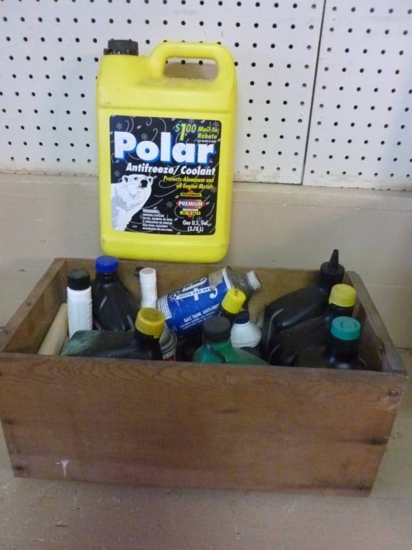 lot 39 image: Automotive Fluids