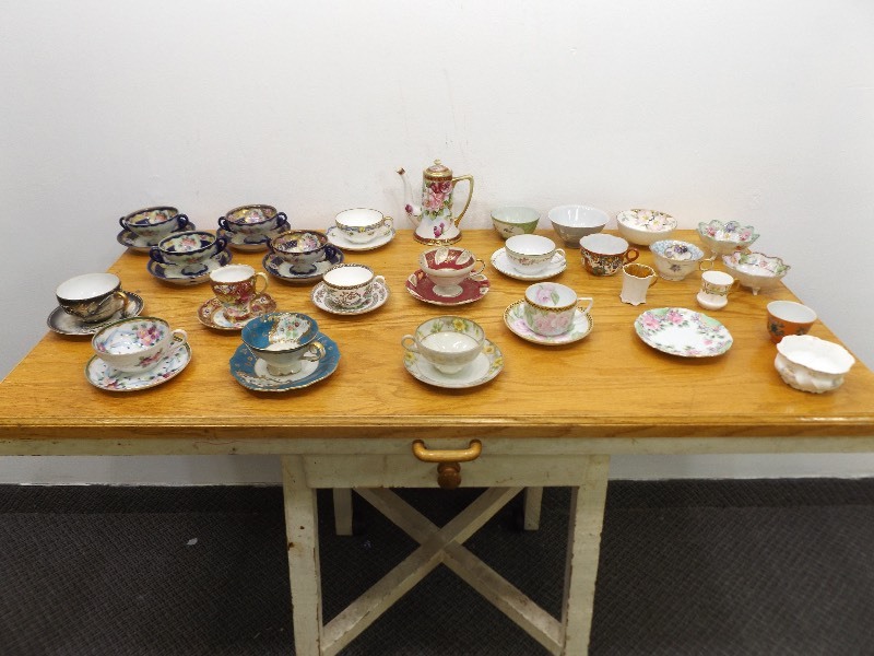 Large Lot of AntiqueVintage Tea Cups and Saucers