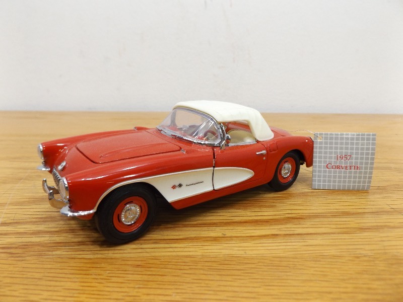 124 Franklin Mint 1957 Corvette