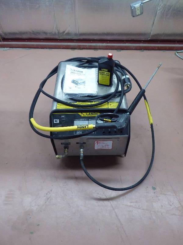 lot 7 image: Landa SEA4-2002B Pressure Washer
