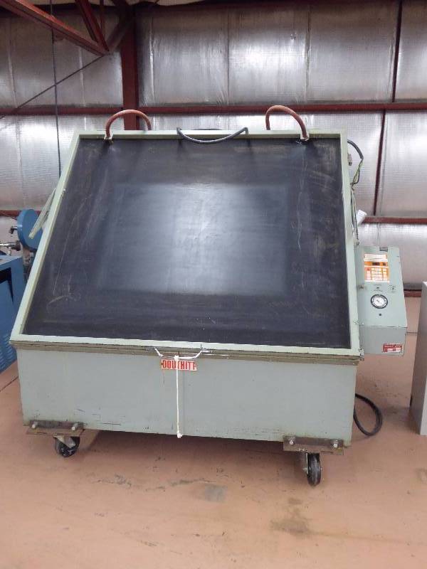 lot 14 image: 2006 Douthitt DMZ-5867 Self Contained Exposure System
