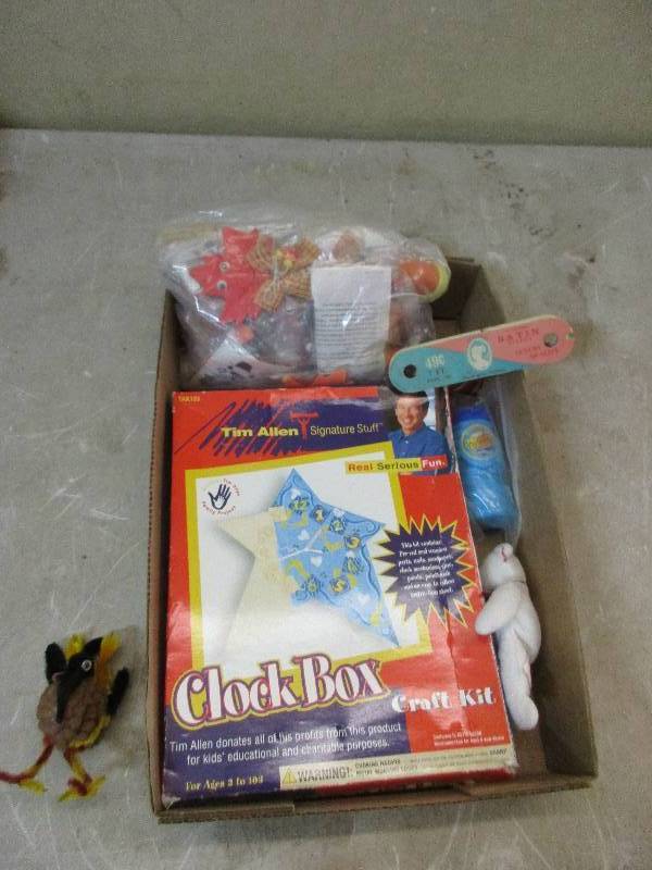 lot 12 image: clock box craft kit