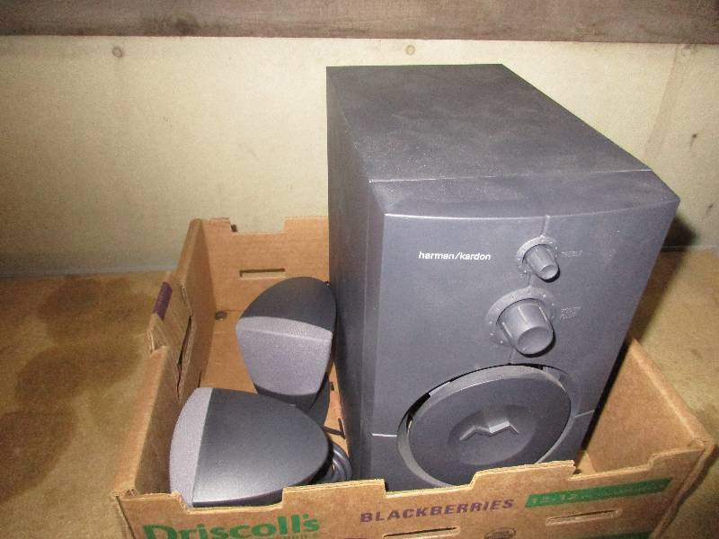 lot 53 image: Harmon Kardon computer speakers