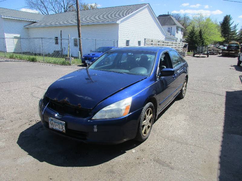 lot 1-3 image: 2003 HONDA ACCORD