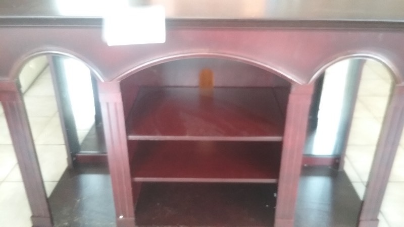 lot 14 image: T.V. Entertainment Center