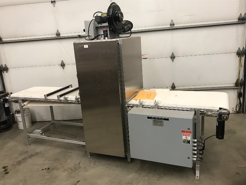 lot 11 image: Custom Solutions Commercial Parts Cleaner With Conveyor