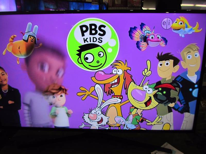 lot 23 image: Vizio 55 4K UHD full array smart t.v.