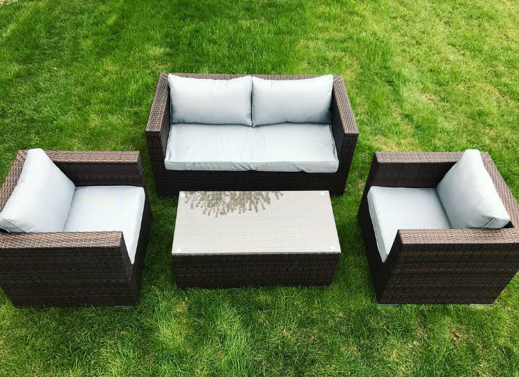 lot 27 image: Isles 4 piece outdoor patio set