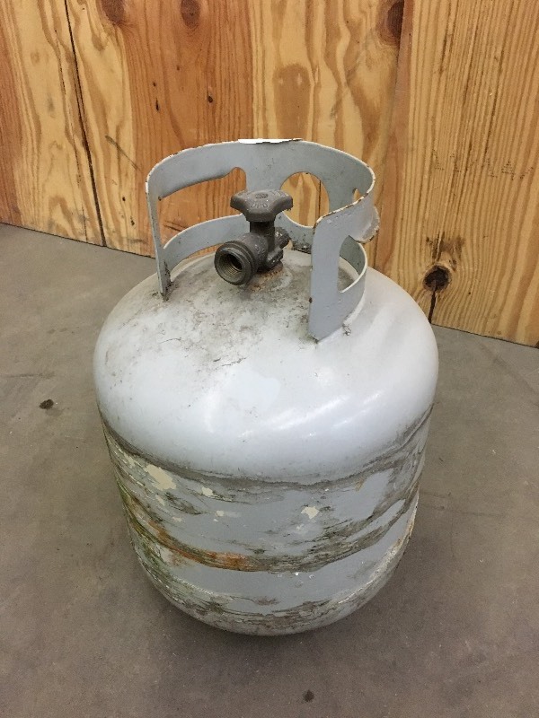 lot 39 image: 20# LP Tank With OPD Valve ...