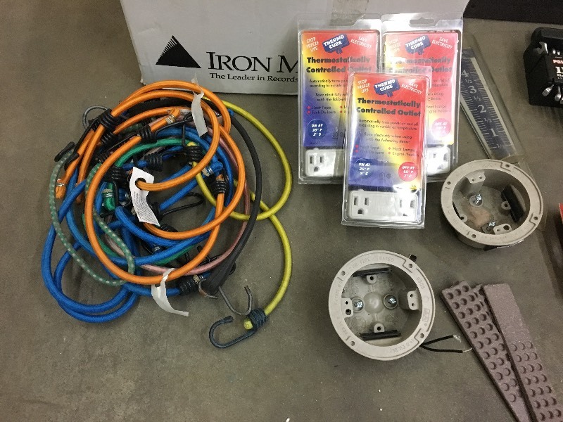 lot 60 image: Box Lot Of Assorted Hand Tools, Sho...