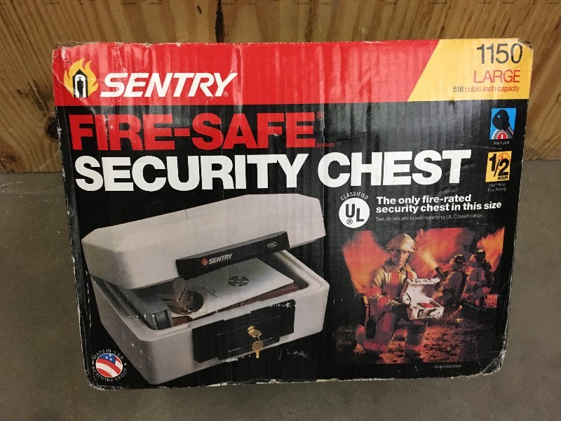 lot 64 image: Unused Sentry Model 1150 Fire-Safe ...