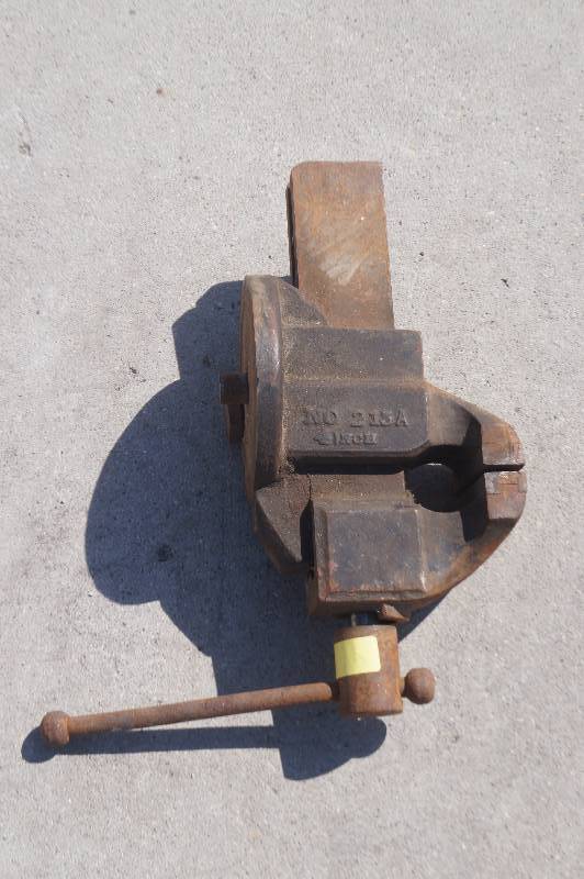 4 Inch Bench Vise