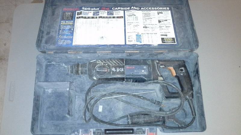 lot 24 image: Bosch 11224VSR Bulldog Rotary Hammer