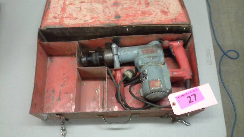 lot 27 image: Hilti TE60 Hammer Drill