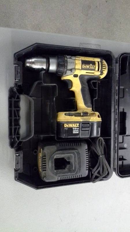 lot 55 image: DeWalt DC937 Heavy Duty XRP 12 Cordless DrillDriver