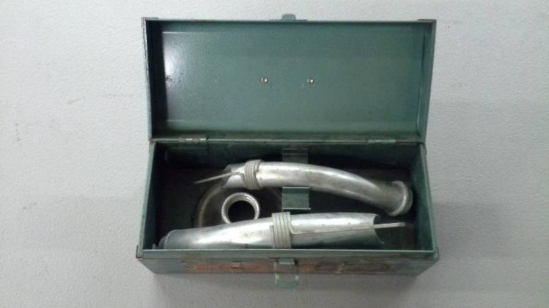 lot 60 image: Vintage HANDY ANDY Wire Feeder Model A-106 Speed and Simplify Wire Pulling Oper