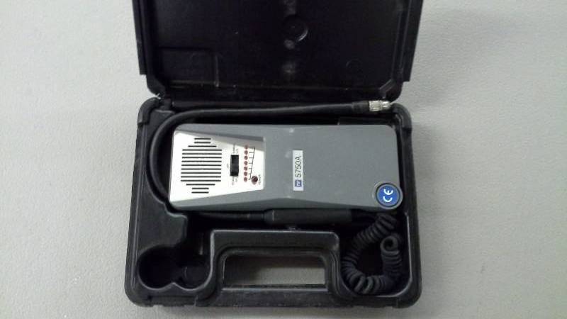 lot 62 image: TIF 5750A Super Scanner Halogen Leak Detector
