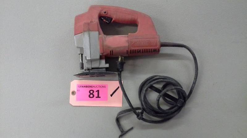 lot 81 image: Milwaukee Heavy Duty Jig Saw