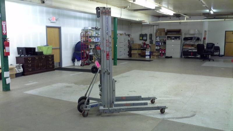 lot 6 image: Genie SLC-18 Super Lift