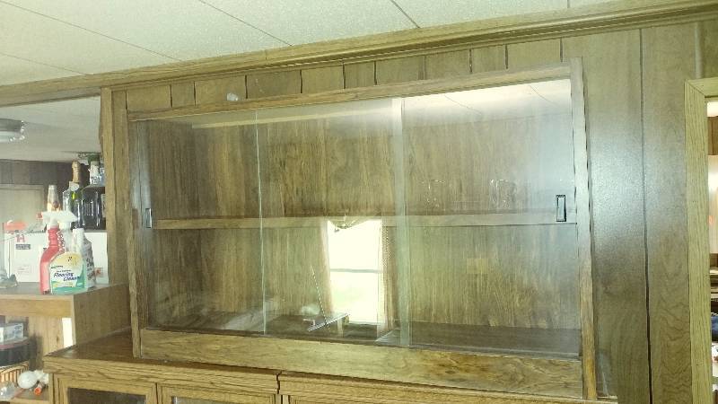 lot 346 image: Glass Display Case