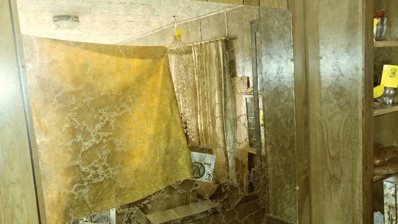 lot 242 image: 4x4 Mirror