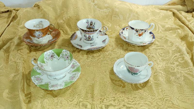 lot 249 image: 5 Tea Cups with Matching Saucers