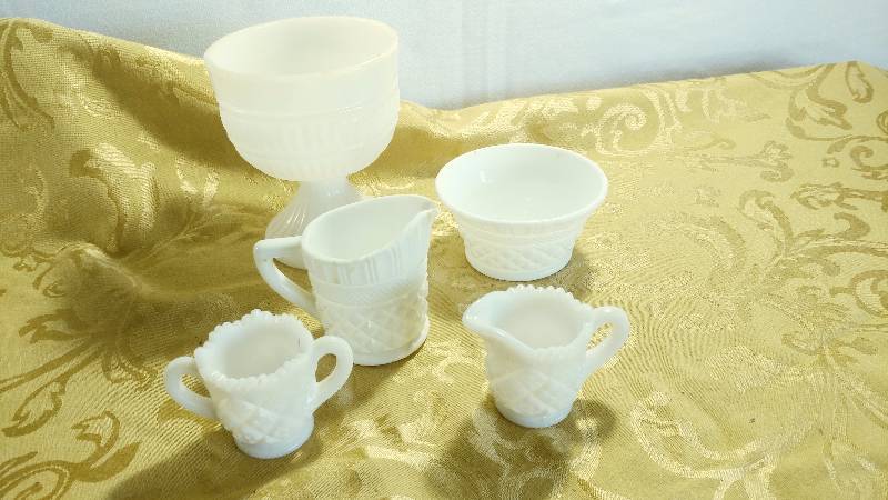 lot 279 image: Misc. Milk Glass