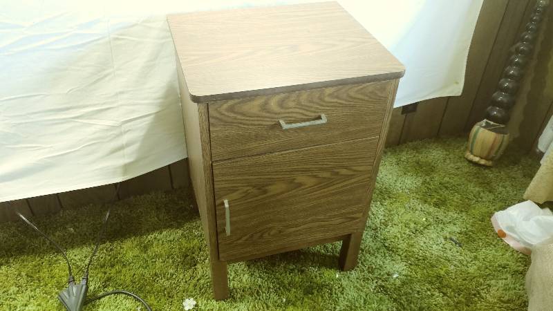 lot 290 image: Cabinet