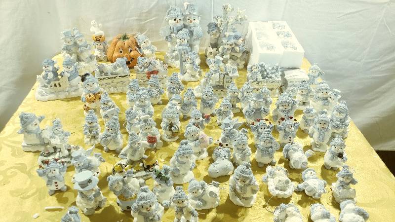lot 308 image: Christmas Lot