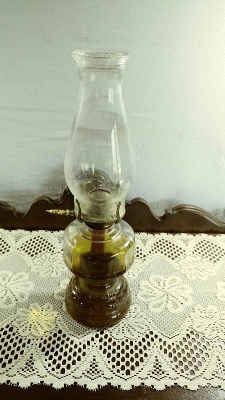 lot 209 image: Kerosene Lantern