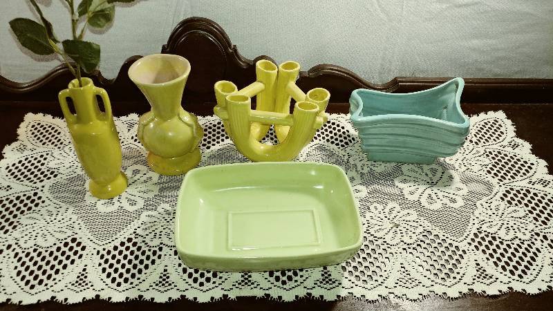 lot 94 image: Ceramic Vases and Bowls