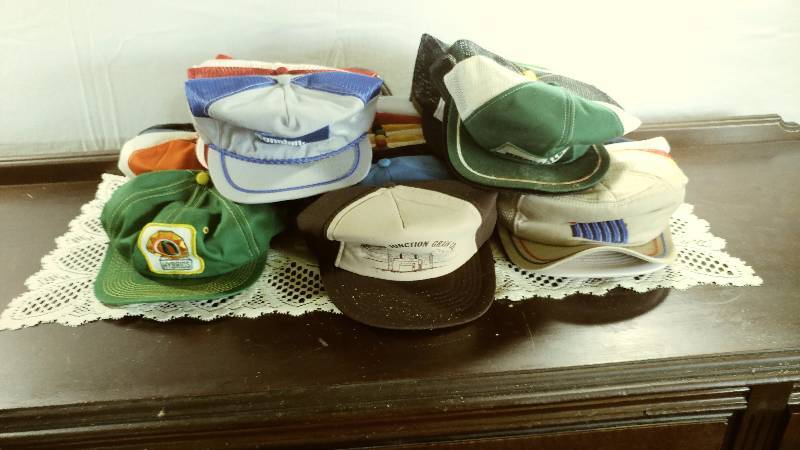 lot 111 image: 39 Agricultural and Farm Hats