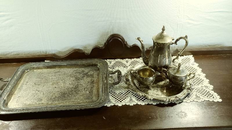 lot 121 image: Silver Tea Set