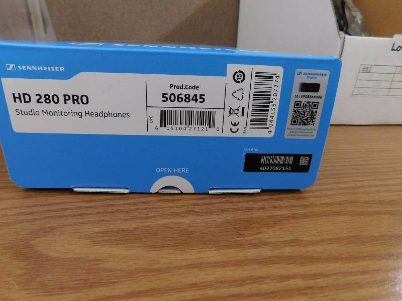 lot 185 image: Sennheiser HD280 Pro Studio Monitor Headphones