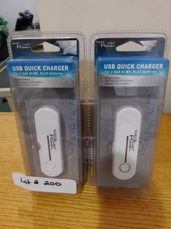 lot 200 image: 2 - Mid Atlantic Interior Rack Lights, 2 - USB Quicker Chargers
