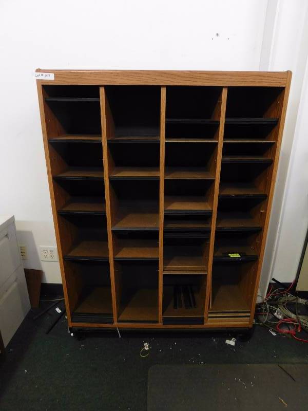lot 216 image: 5 - Drawer Desk, Rolling Literature Rack, 2 - Drawer Filing Cabinet
