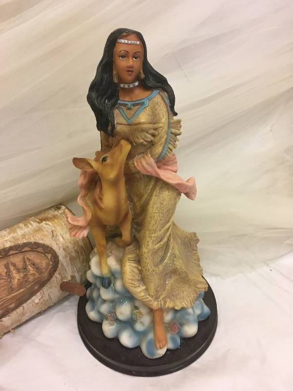 Key Holder & Statue