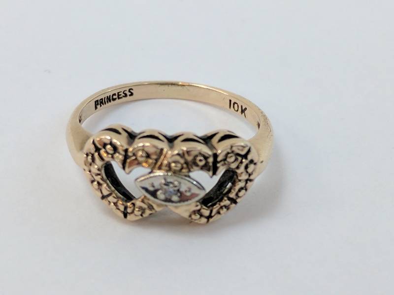 Linked Heart 10kt Ring With Diamond Accent