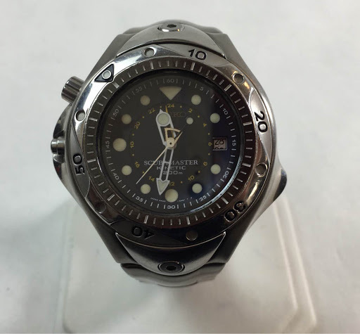 Mens Seiko Air Diver 200m Kinetic Scubamaster Watch Titanium Alloy (5M45-6A70)