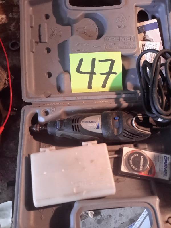 lot 47 image: Dremel Tool, 300