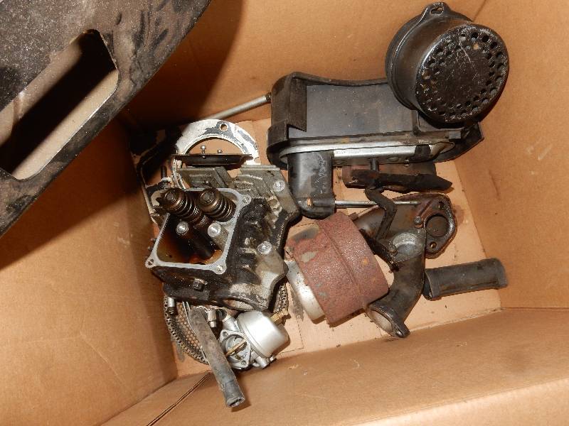 lot 57 image: Old motor and parts.. No idea of what it is was too